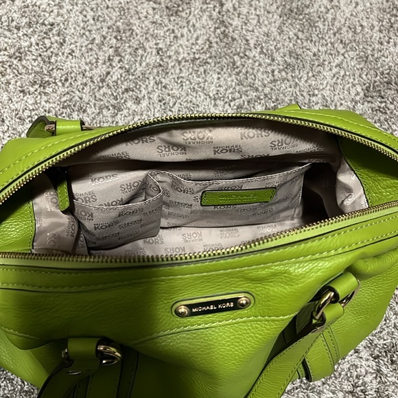 Michael Kors leather handbag - Picture 6 of 8